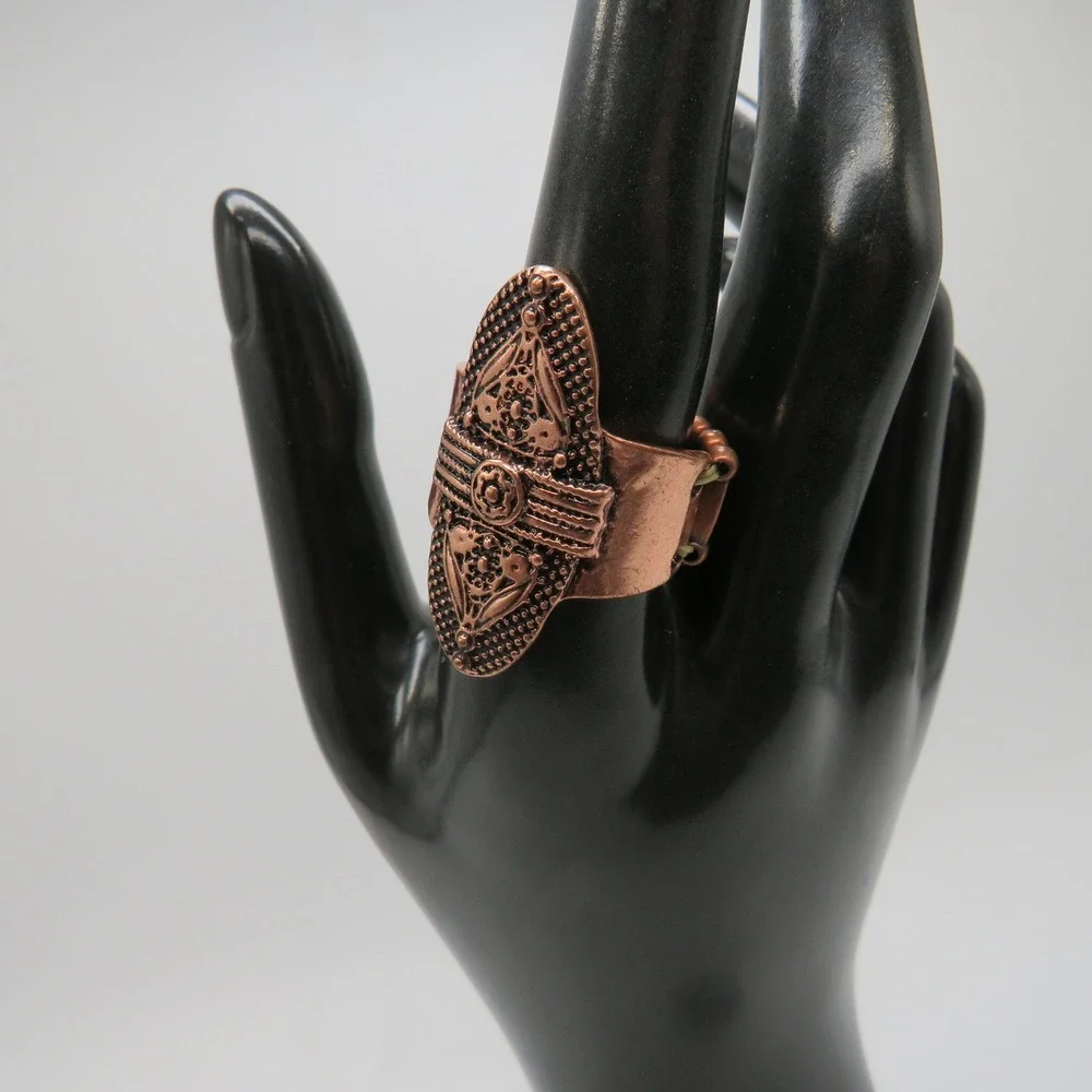 Antique Copper Tone Boho Shield Stretch Ring Size 7 Floral Beaded Statement